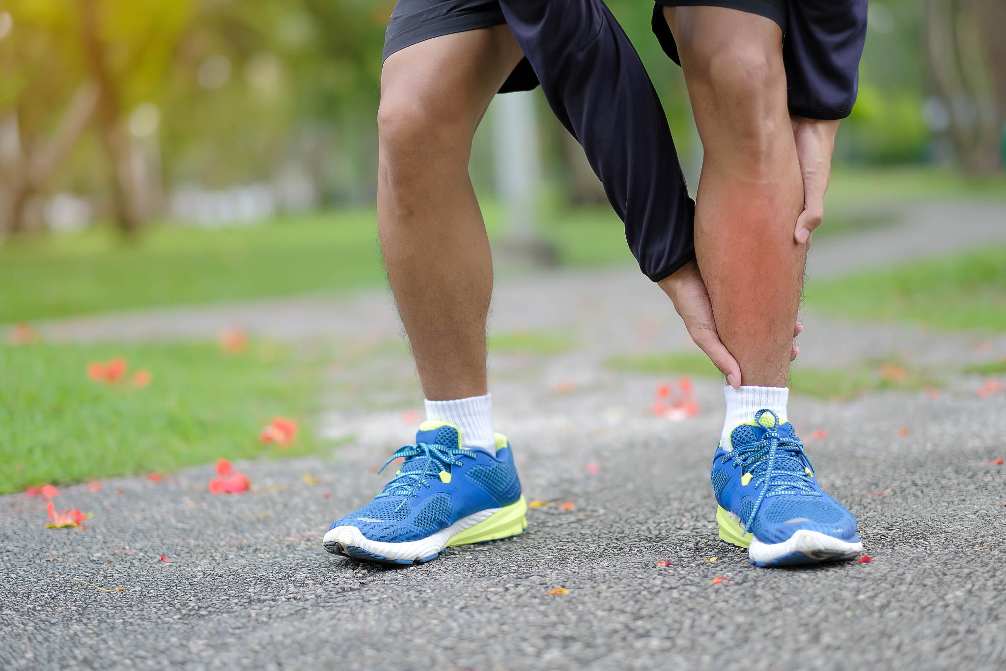 <br />
Licensed<br />
 Save to Library<br />
 Preview Crop<br />
 Find Similar</p>
<p>File #:  207070876<br />
Young fitness man holding his sports leg injury, muscle painful during training. Asian runner having calf ache and problem after running and exercise outside in summer 